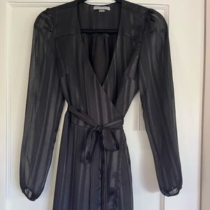 Tart Collection Black wrap around dress Size Small w/ tags